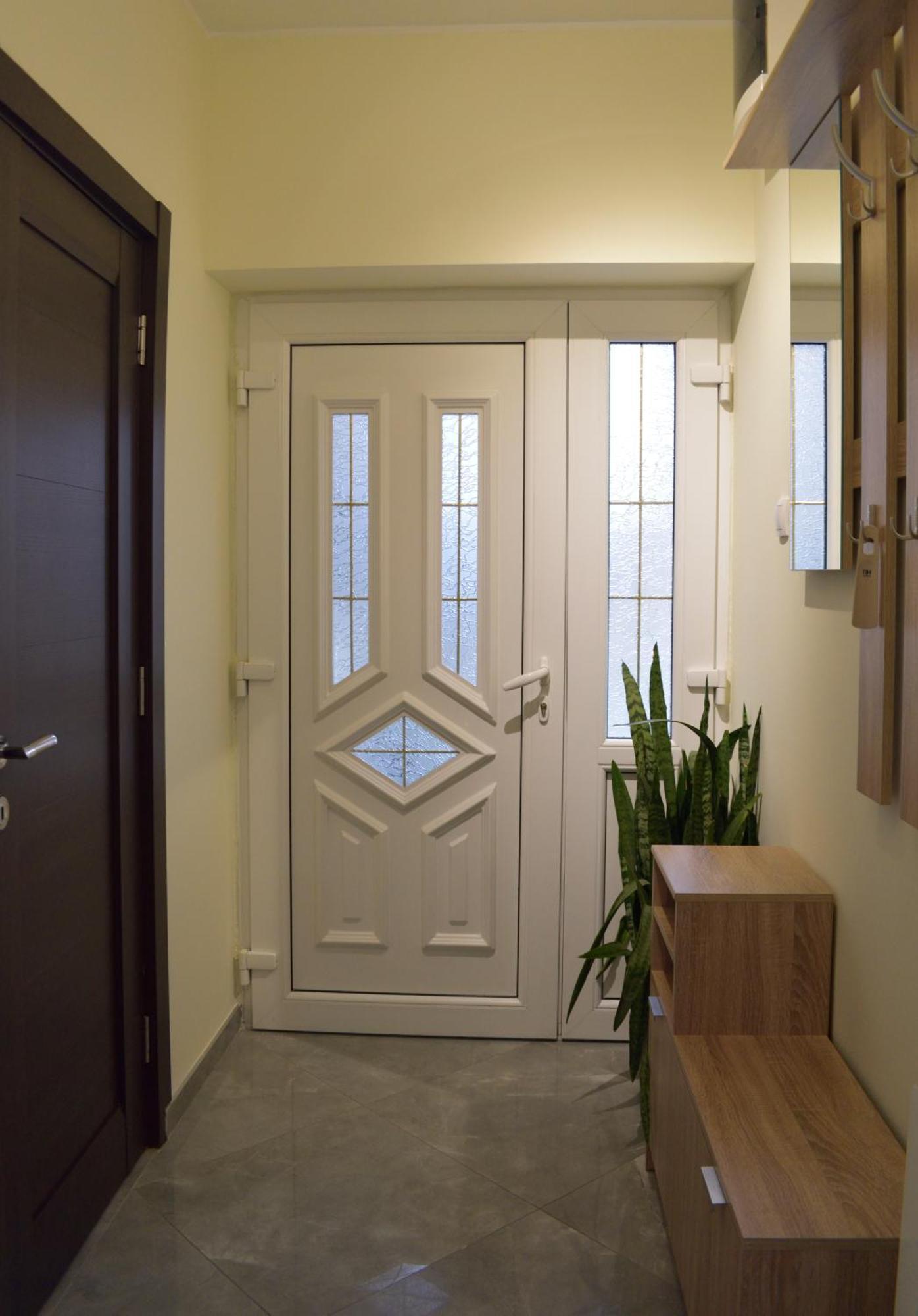 Aerovista Apartment Surčin エクステリア 写真